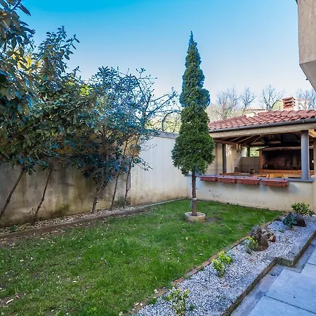 Lejlighed Cozy And Modern Kastav