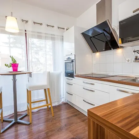 דירה Cozy And Modern *