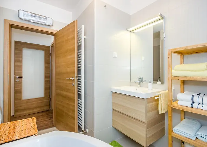 Cozy And Modern * 卡斯塔